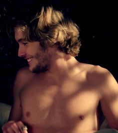 Toby Regbo